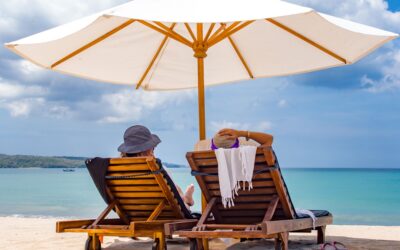 Sunset Storytelling: Campfire Nights & S’mores by the Pool